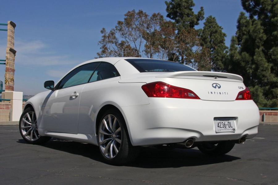  Infiniti G37 Convertible 2008 года  (фото 23 из 57)